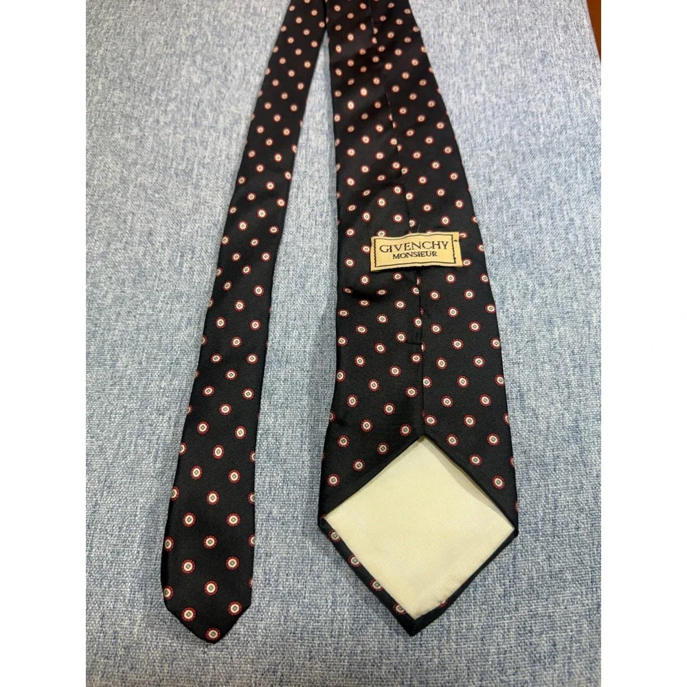 Givenchy vintage monsieur